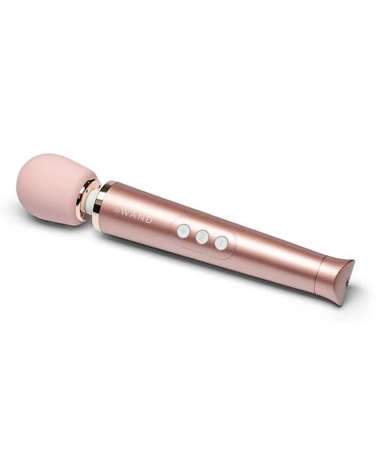 Le Wand Petite Massager Pink product image