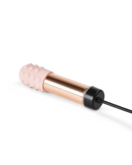 Le Wand Bullet Pink product image charging